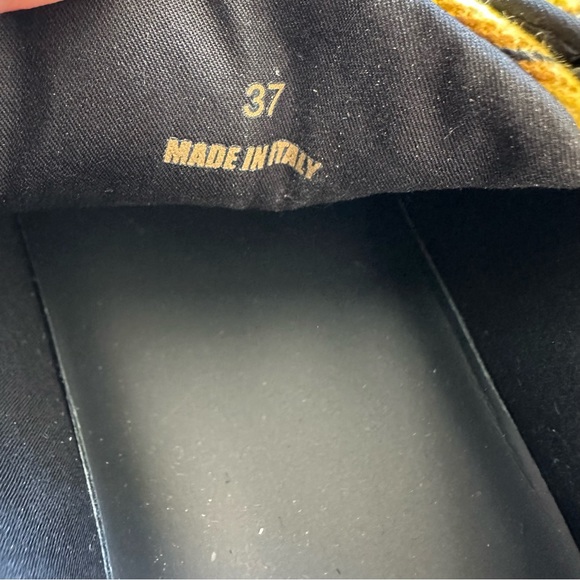 NEW!!! Versace women slides size 37 EU Authentic Retail 950$!! - Picture 5 of 6